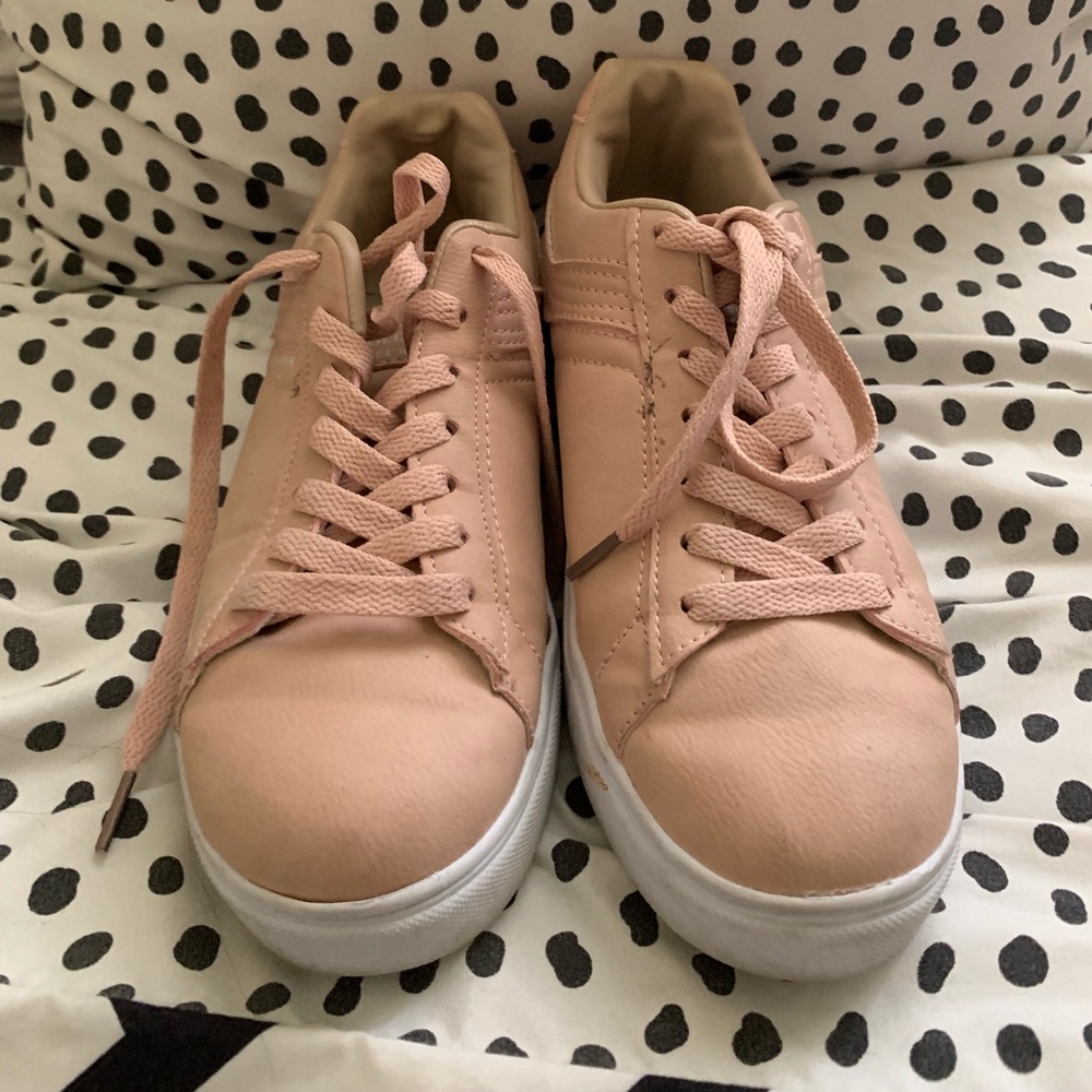 Rose pink snickers